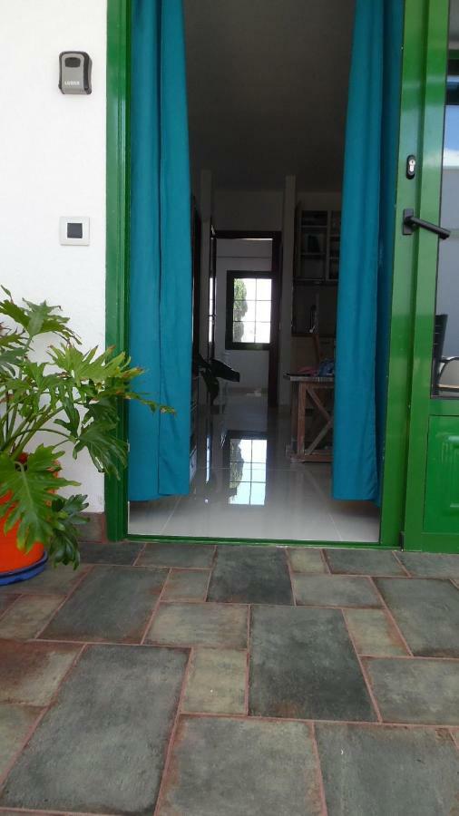Magmamia Apartment ปูแอร์โตเดลคาร์เมน ภายนอก รูปภาพ